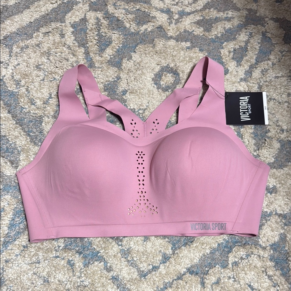 NWT Victoria's Secret Pink Sports Bra Seamless Design